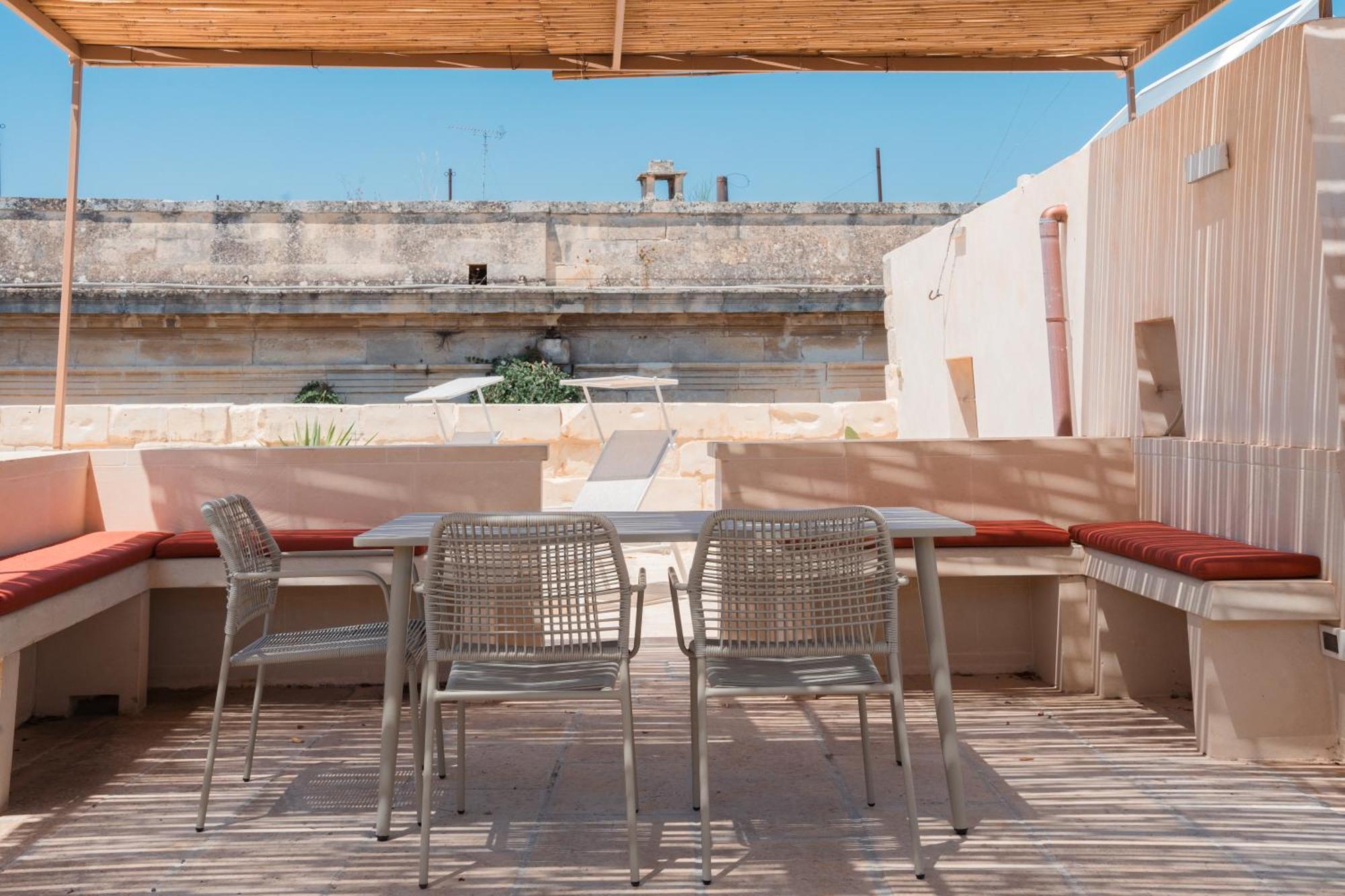 Margherita Apartment & Rooftop By Residence Colibri Лечче Экстерьер фото